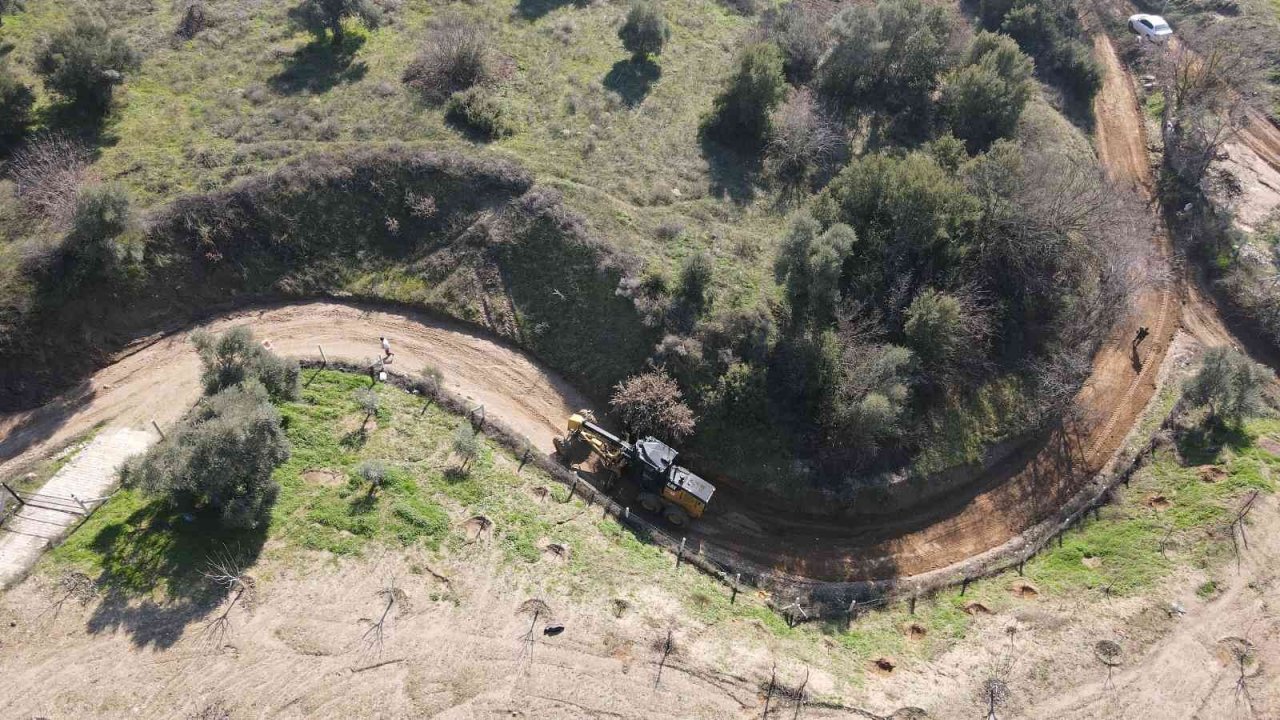 Başkan Atay’ın projeleri ile Efelerli çiftçilerin hayatı kolaylaşıyor