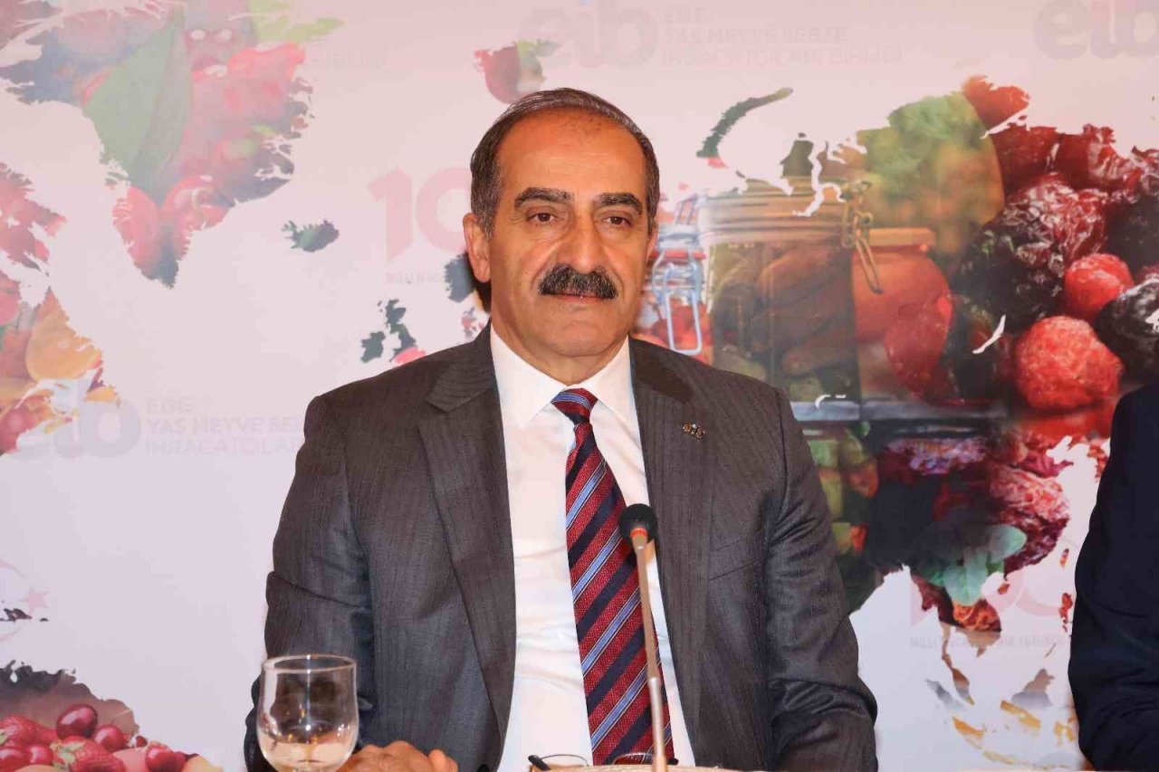 Egeli yaş meyve sebzecilerin ihracat hedefi 1 milyar 400 milyon dolar