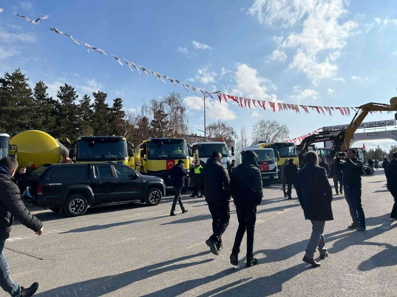 Mehmet Sekmen: “Bu tür algı oyunlarıyla hükümetimize devletimize kimse zarar veremez”