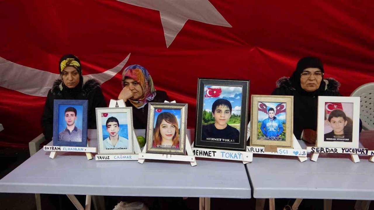 Terör mağduru anne 30 yıldır evladının peşinde