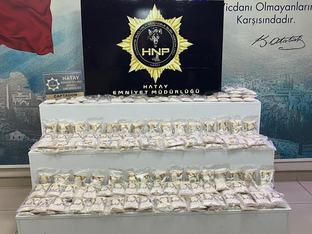 Hatay’da uyuşturucu operasyonu: 193 bin adet hap ele geçirildi