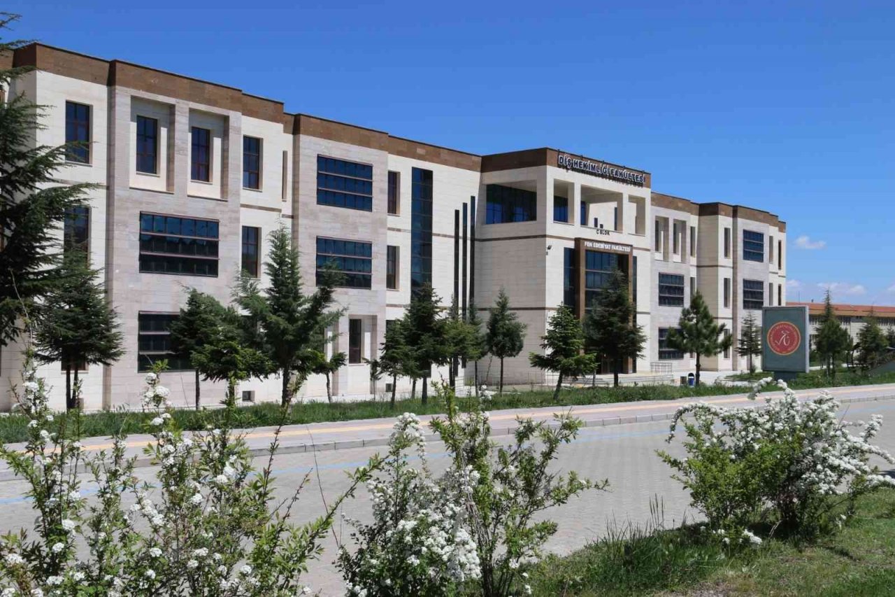 NEVÜ ile Luarasi Üniversitesi arasında iş birliği protokolü imzalandı