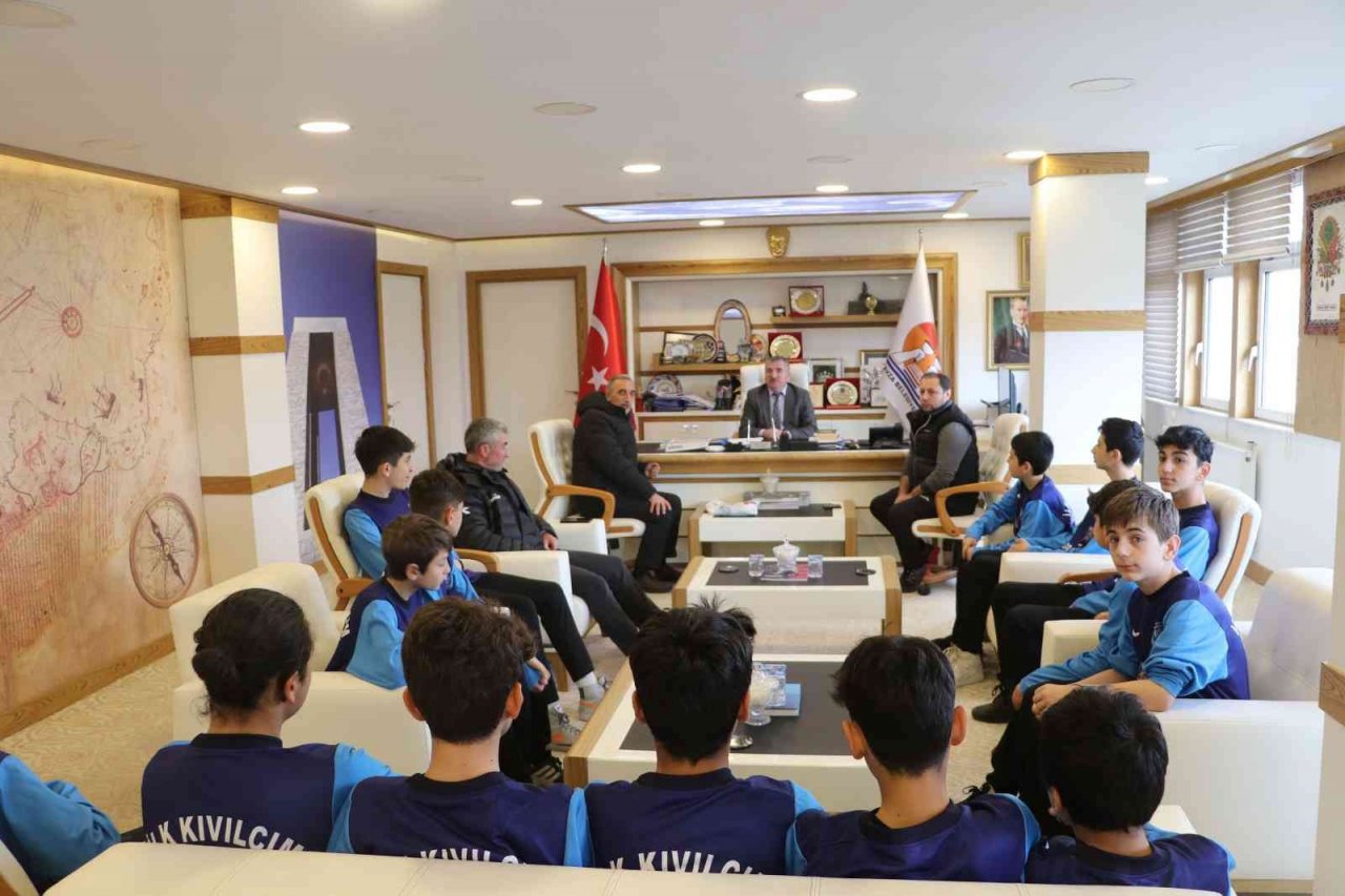 Başkanı Özdemir: “Daha çok başarılı sporcu yetiştireceğiz”