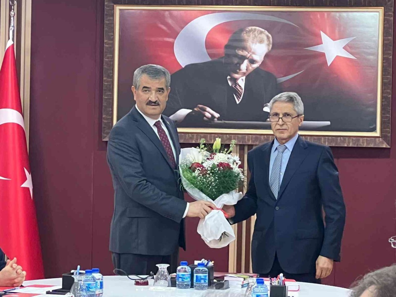 YSK’ya seçilen üyeler yemin ederek göreve başladı