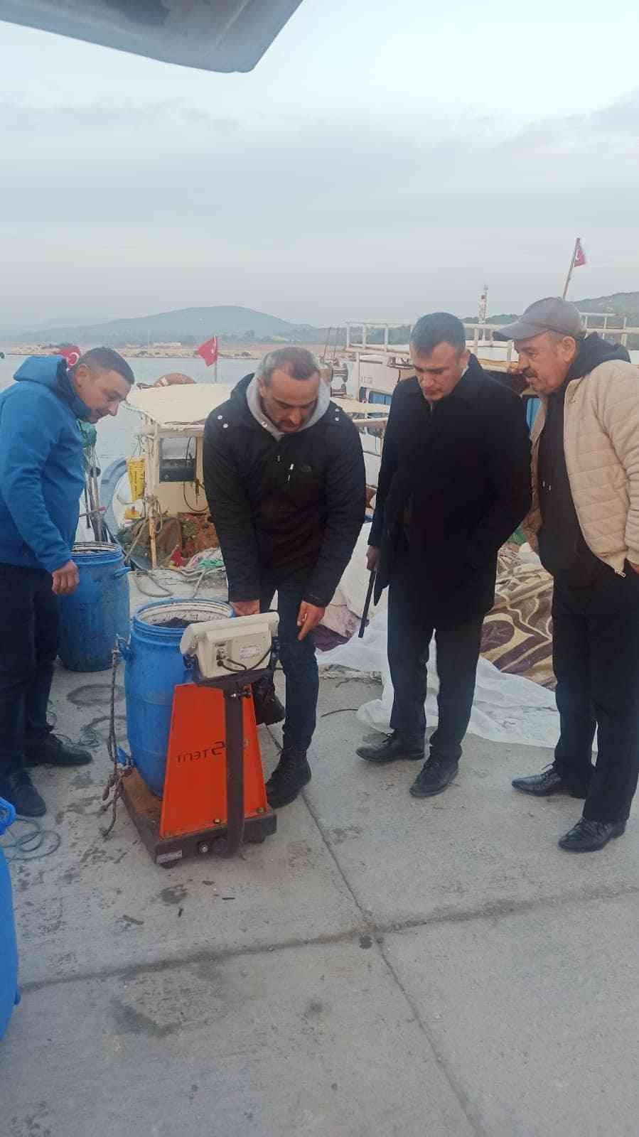 Didim’de deniz patlıcanı denetimi yapıldı