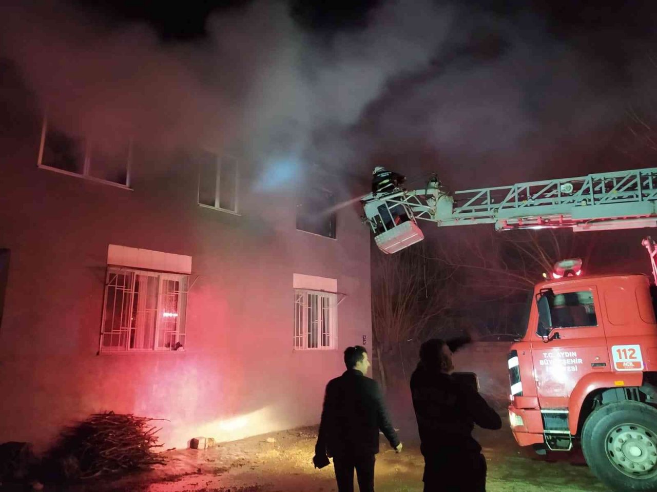 Aydın’da çıkan yangında bir ev kullanılamaz hale geldi