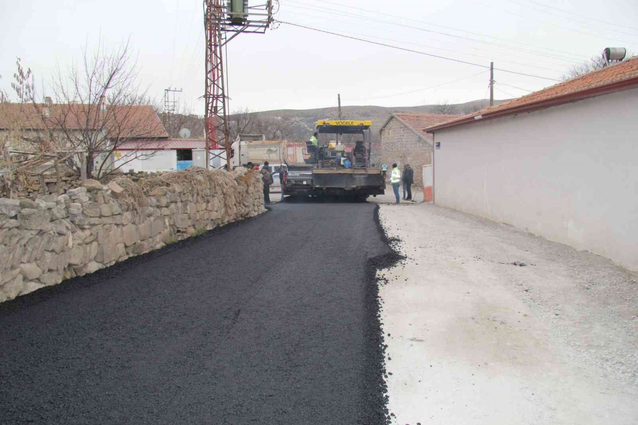 Bünyan’da asfaltlama çalışmaları sürüyor