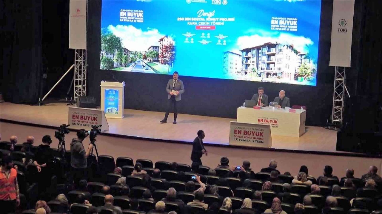 Denizli’de yapılacak 3 bin 150 konuttan 2 bin 837’sinin hak sahibi belirlendi