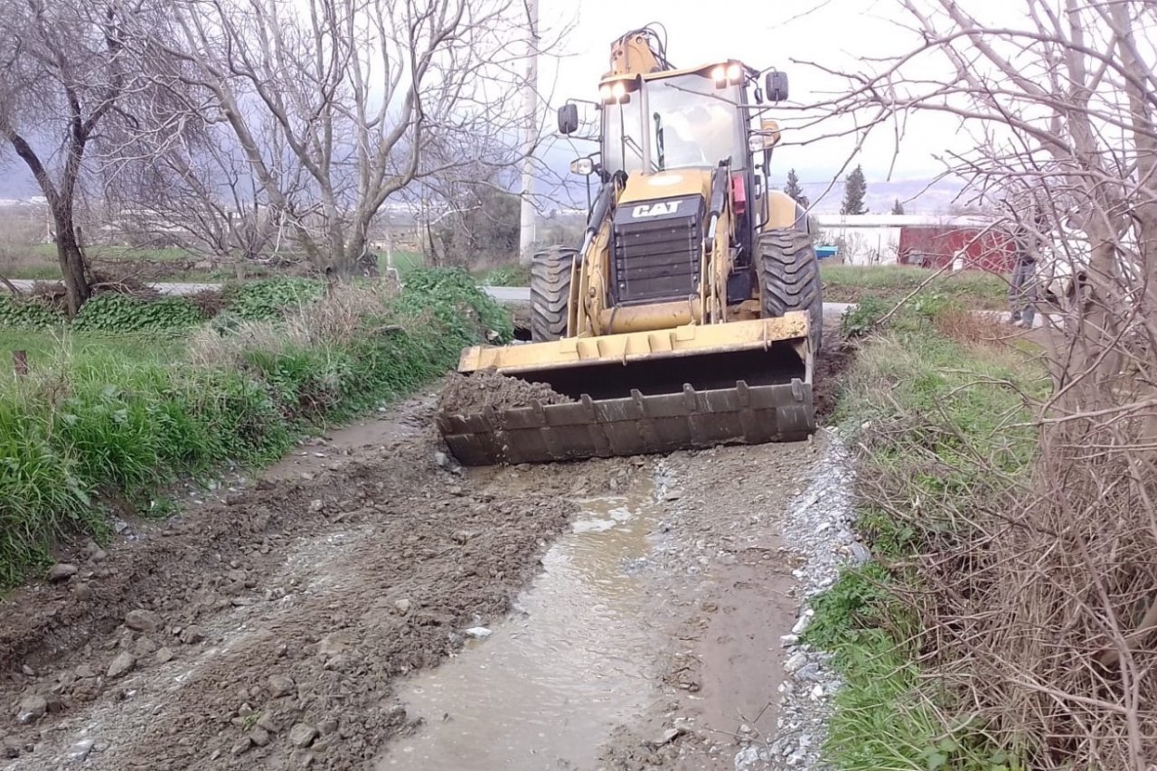 Efeler Belediyesi ekipleri olumsuzluklara anında müdahale etti