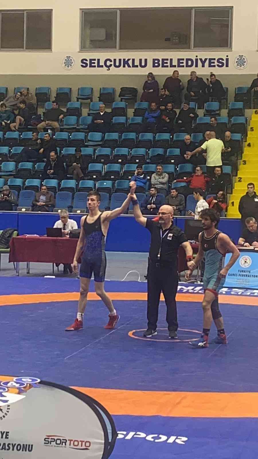 Milli Takım Antrenörü Aykol Eskişehirli güreşçilerin şampiyona sürecini değerlendirdi