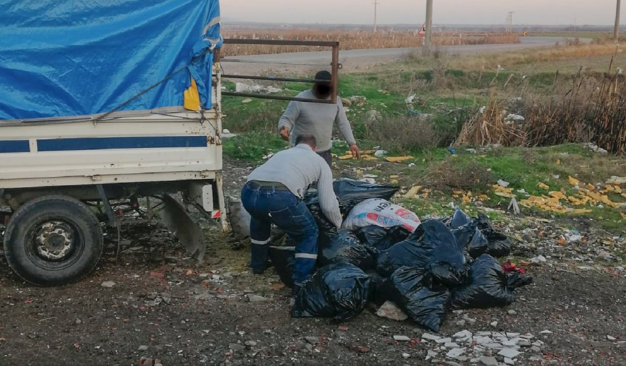 Karacabey’de kaçak moloz dökenlere geçit yok