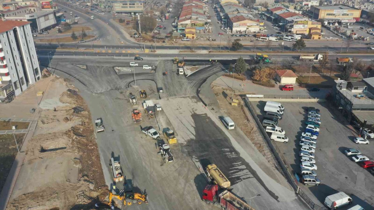Büyükşehir’in iki bulvarı birbirine bağlayan yol çalışmasında sona doğru