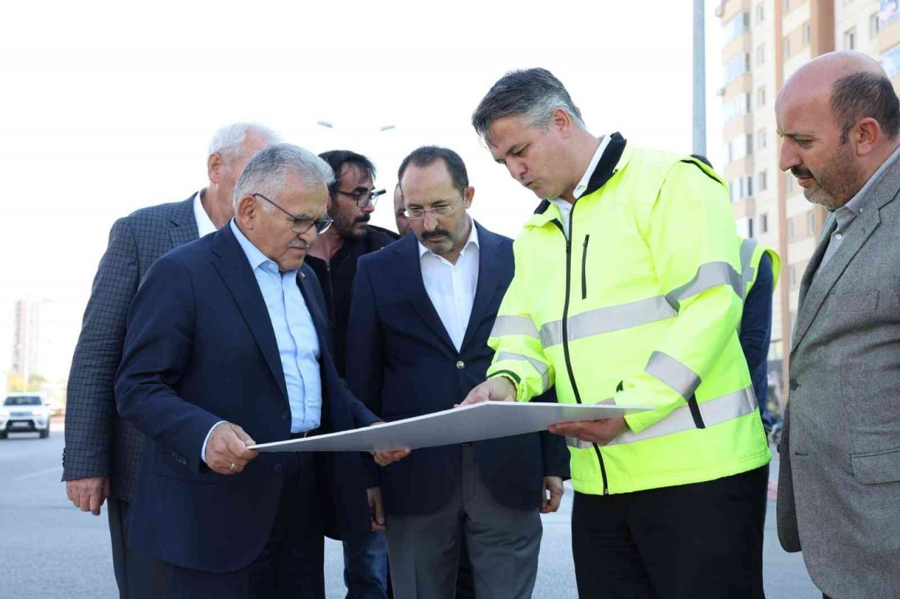 Büyükşehir’in iki bulvarı birbirine bağlayan yol çalışmasında sona doğru