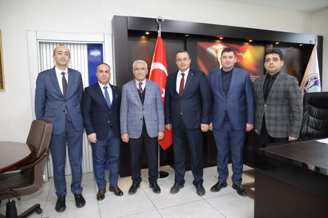 Battalgazi Belediyesinde en düşük personel maaşı 12 bin liraya yükseldi