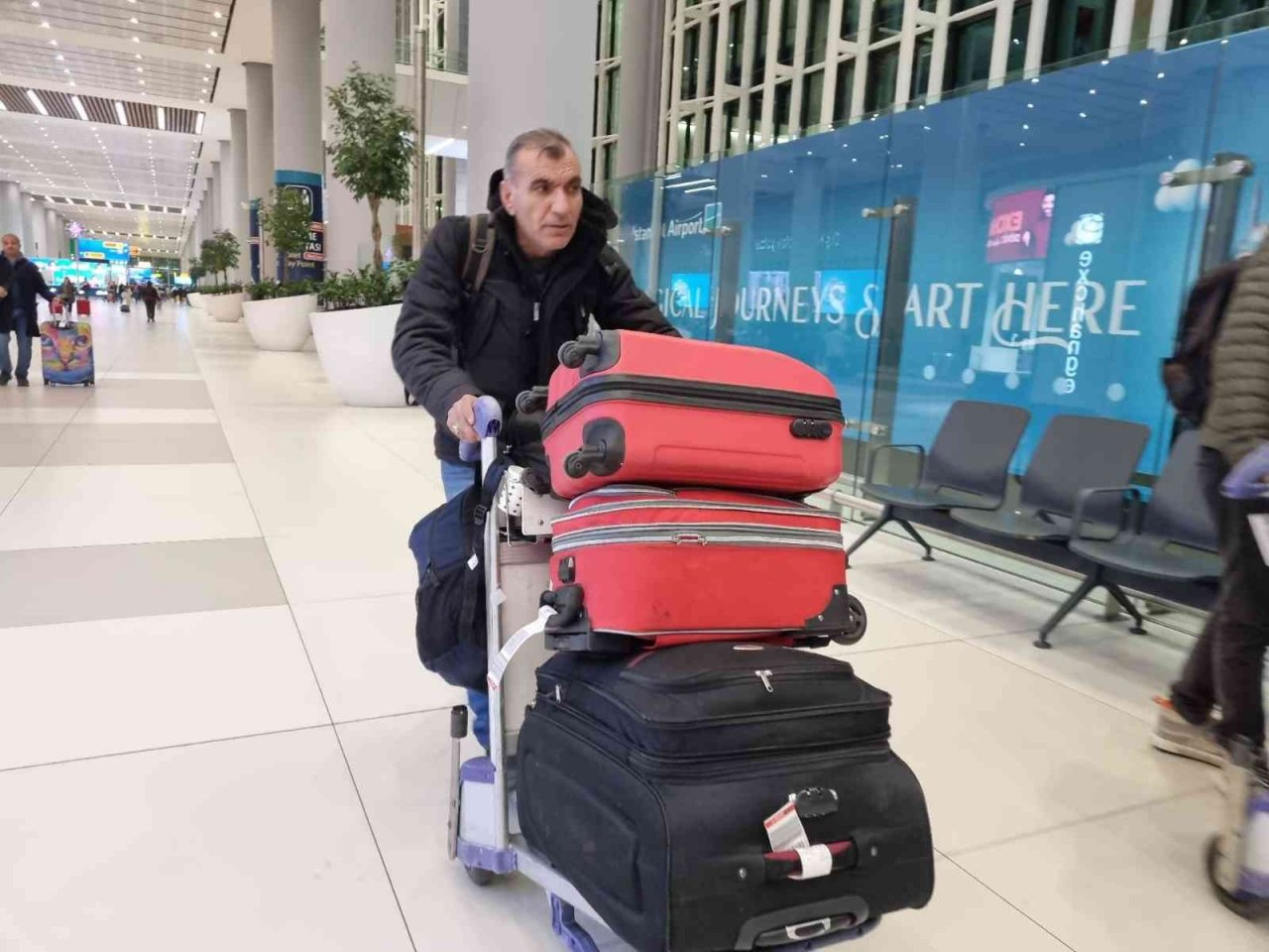 Rusya’da ağır yaralanan Türk öğrenci tedavi için Türkiye’ye getirildi