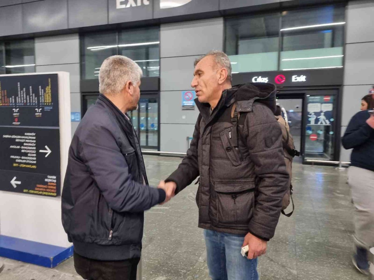 Rusya’da ağır yaralanan Türk öğrenci tedavi için Türkiye’ye getirildi