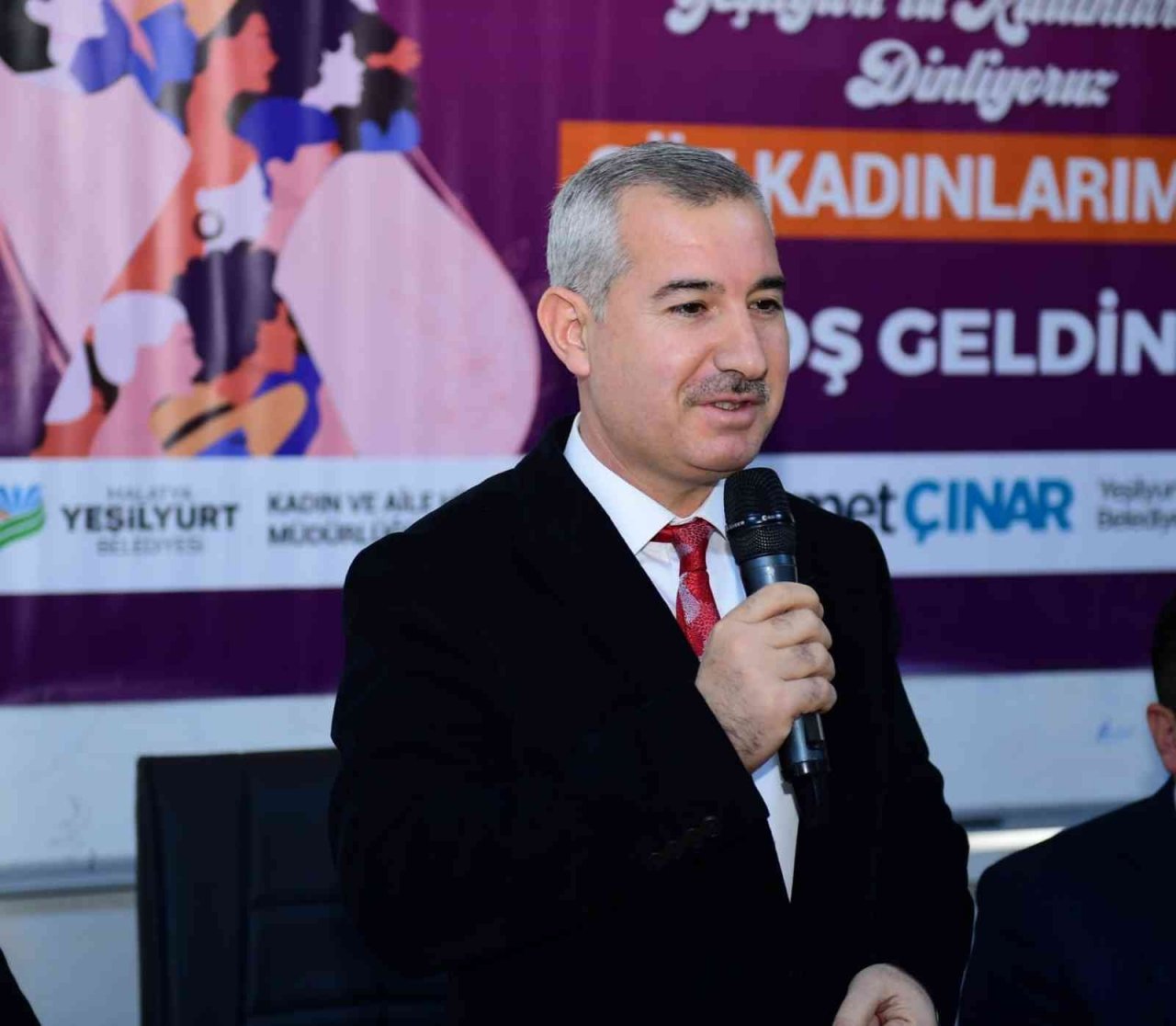 Başkan Çınar, "Gündüzbey’i yatırımlarla ön plana çıkartıyoruz”