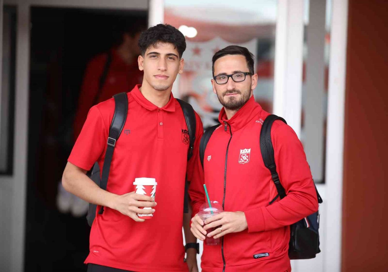 Sivasspor kafilesi 5 eksikle Malatya’ya gitti