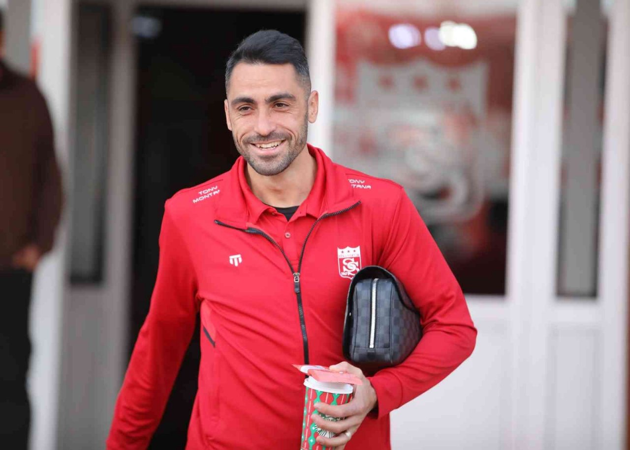 Sivasspor kafilesi 5 eksikle Malatya’ya gitti