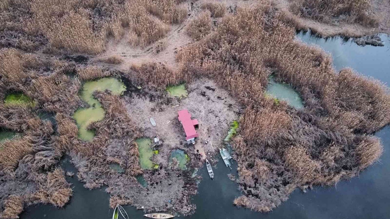 Eber Gölü için kuraklık alarmı!