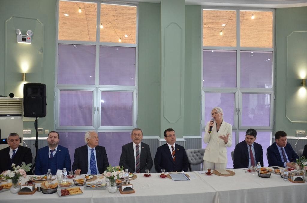 İmamoğlu’ndan İstanbul Büyükşehir Belediyesine yönelik açılan terör soruşturmasına ilişkin flaş açıklama: