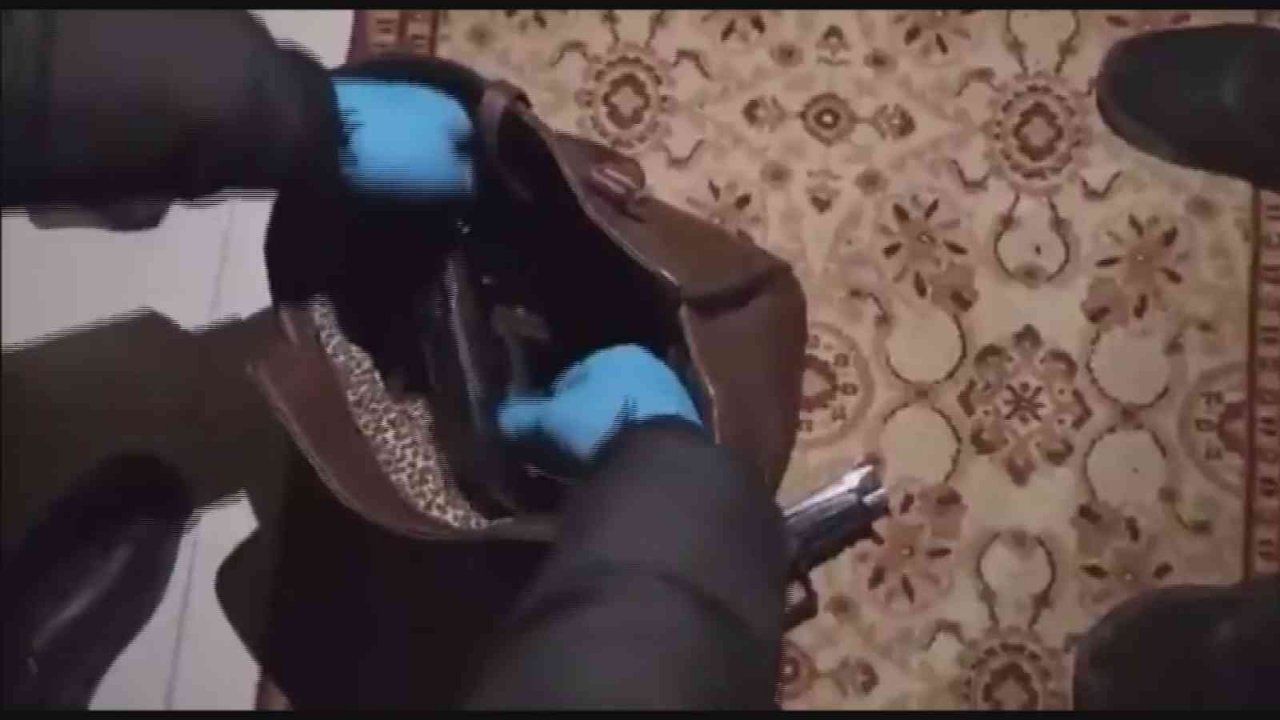 ’Ruhsatsız’ silah tacirlerine 3 aylık operasyon: 12 gözaltı