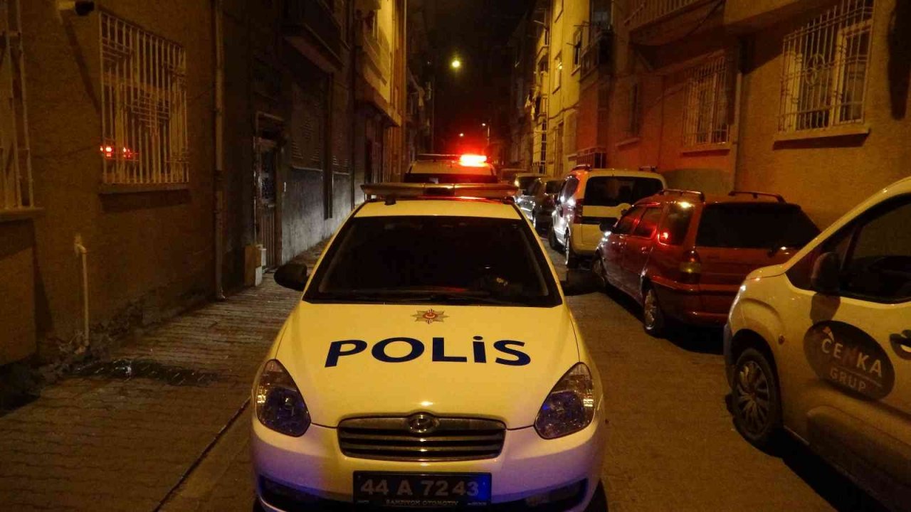 Malatya’da genç kadın yatağında kanlar içerisinde bulundu