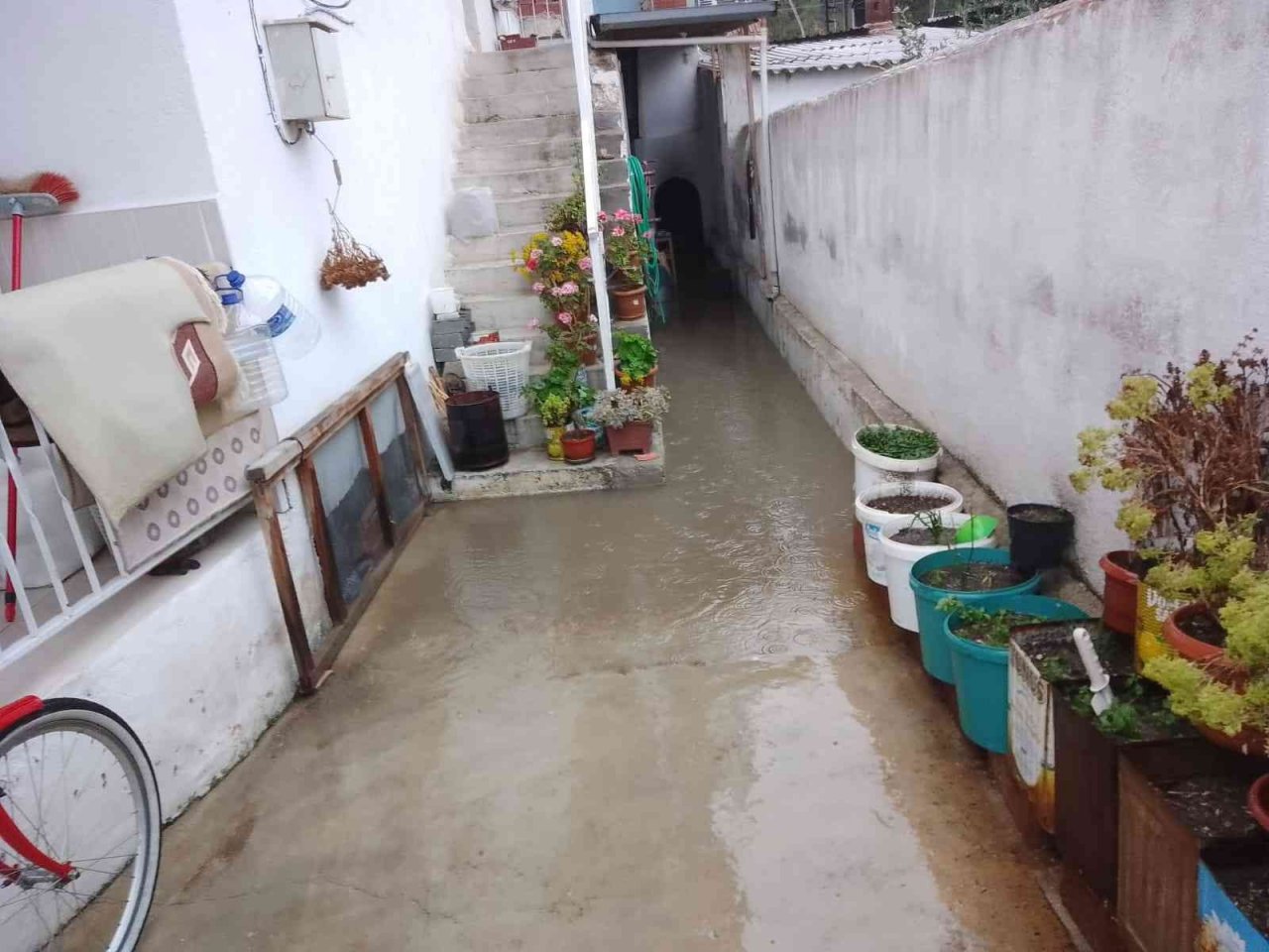 Salihli Belediyesinden yağış teyakkuzu