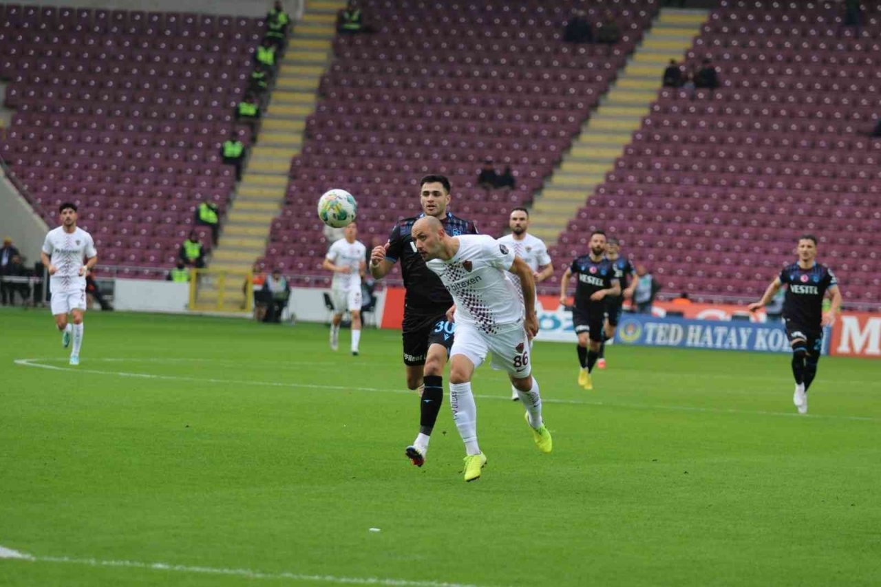 Spor Toto Süper Lig: A. Hatayspor: 2 - Trabzonspor: 1 (Maç sonucu)