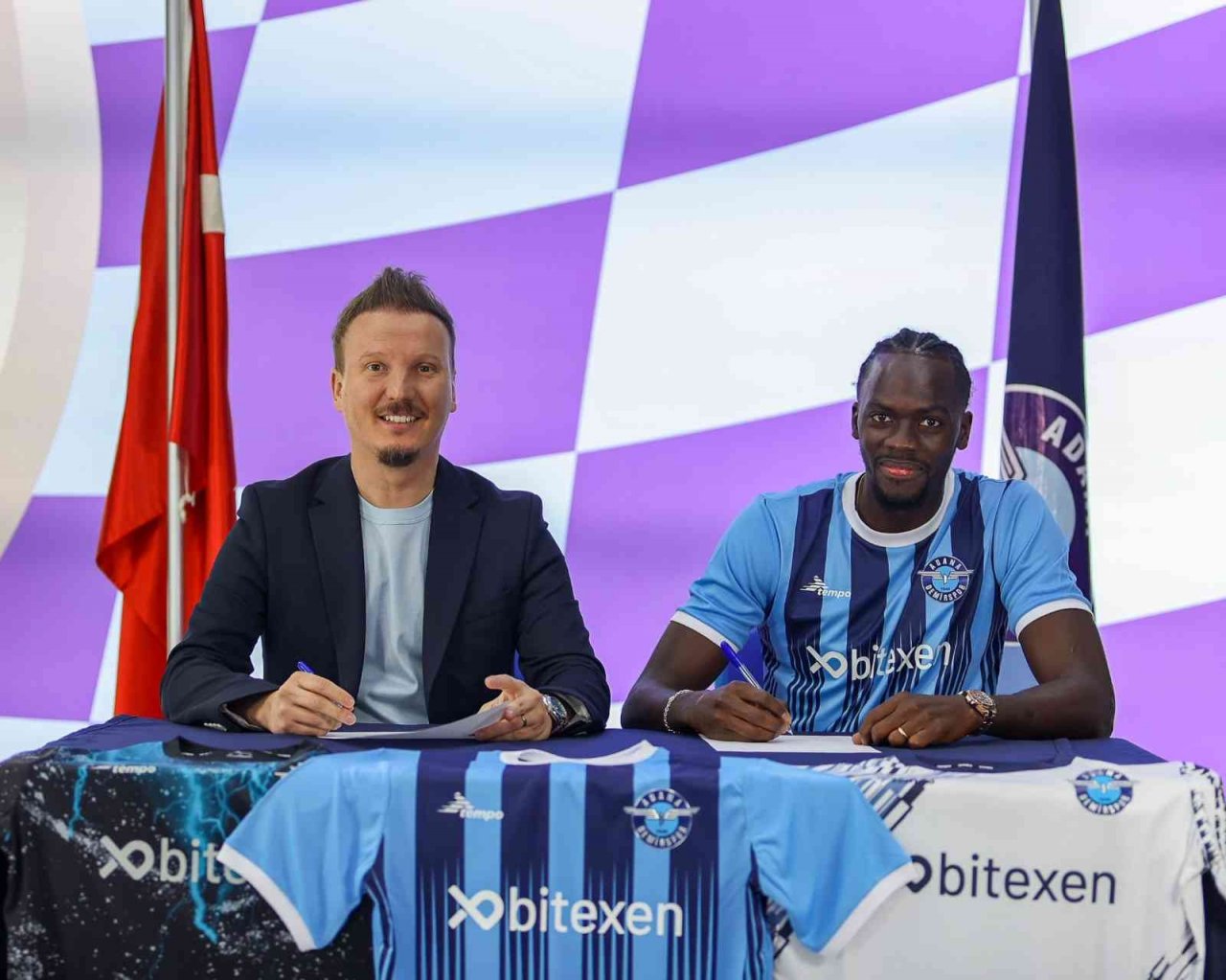 Mavi lacivertliler golcüsünü açıkladı... Cherif Ndiaye Adana Demirspor’da