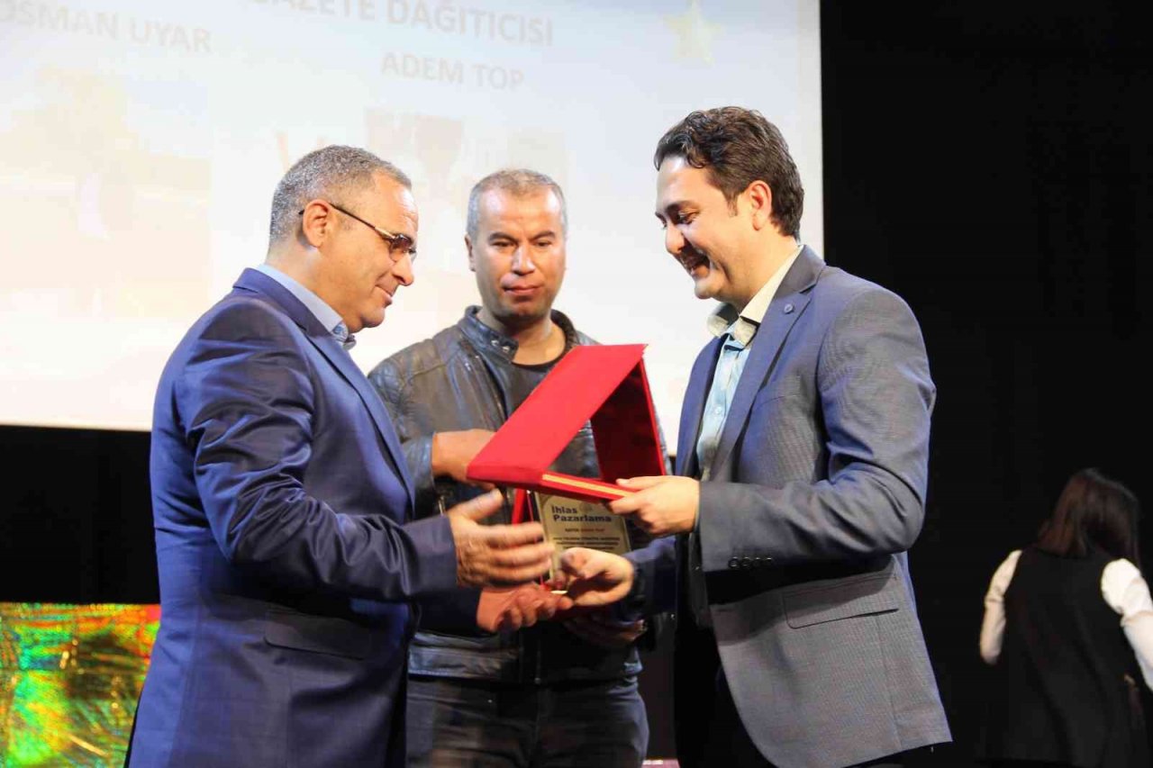 İhlas Pazarlamada, başarılı personeller ödüllendirildi