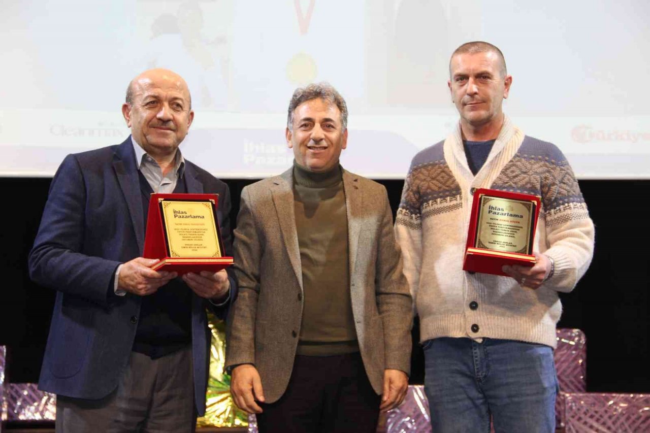 İhlas Pazarlamada, başarılı personeller ödüllendirildi