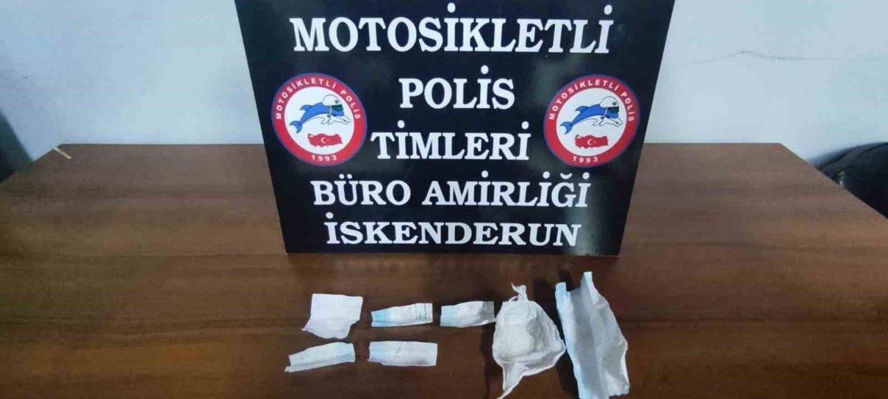 Hatay’da uyuşturucu taciri 3 şüpheli yakalandı