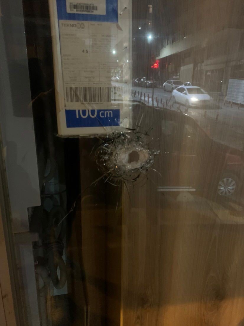 Bahçelievler’de dükkan kurşunlayan şahıslar kayıplara karıştı