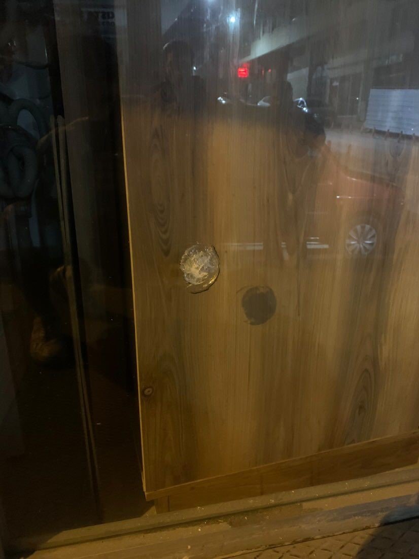 Bahçelievler’de dükkan kurşunlayan şahıslar kayıplara karıştı