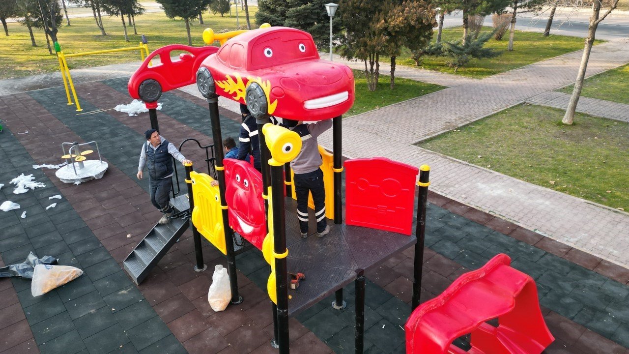 Yeni Parklara Yeni Nesil Oyun Grupları Kurulmaya Devam Ediyor