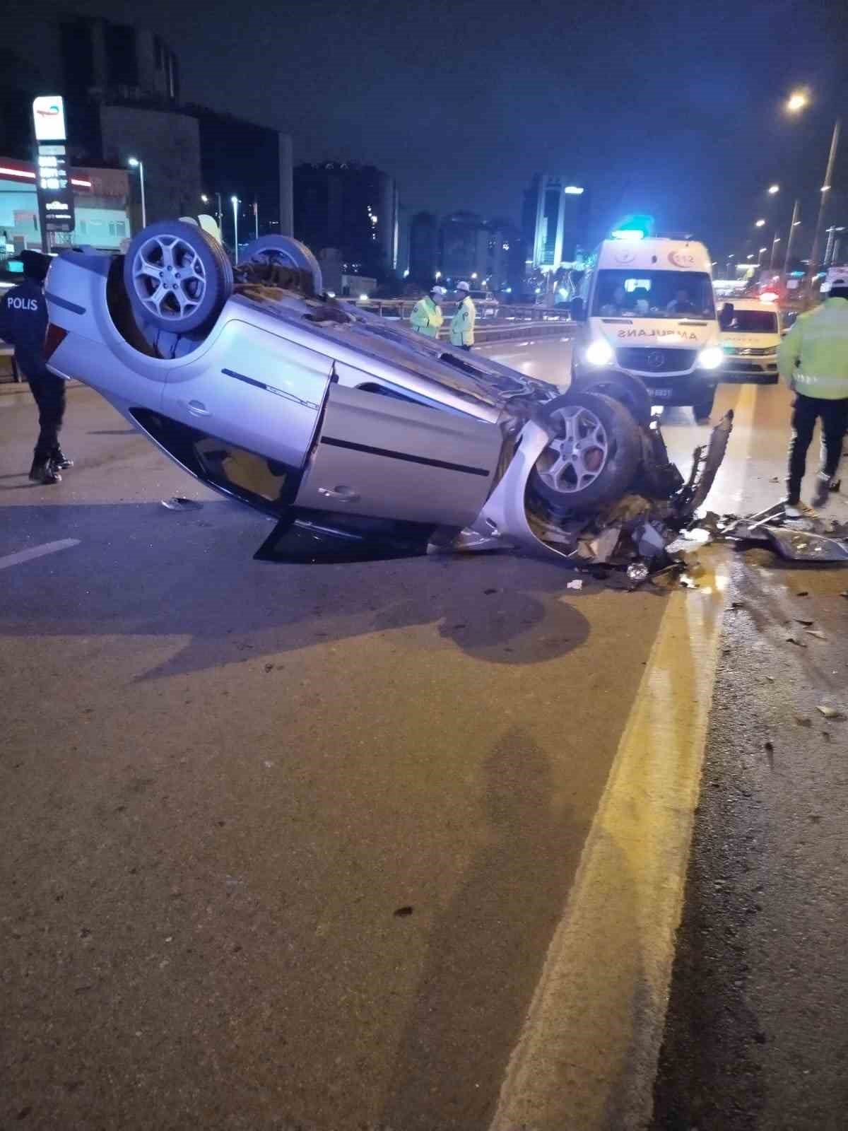 D-100de kontrolden çıkan araç takla attı: 3 yaralı