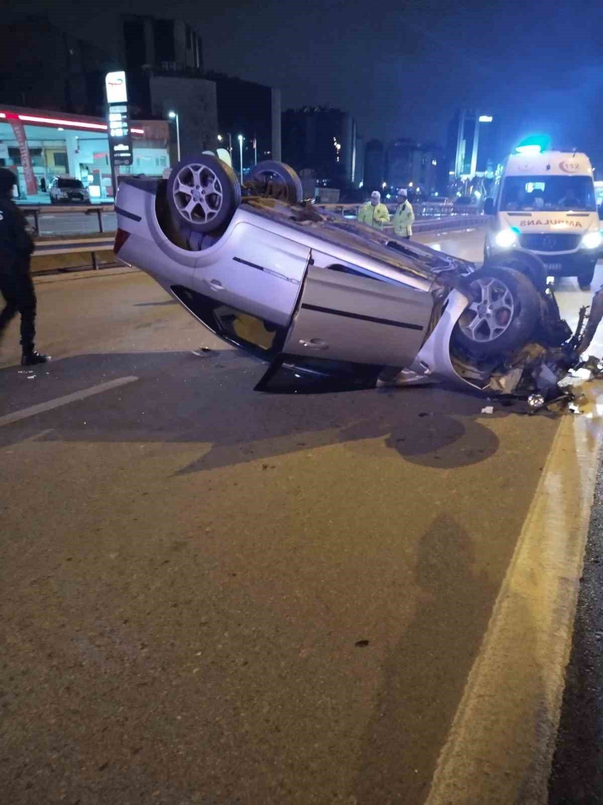 D-100de kontrolden çıkan araç takla attı: 3 yaralı