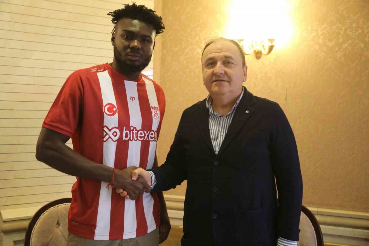 Sivasspor, Jordy Caicedo’yu kadrosuna kattı