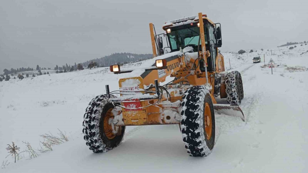 Kahramanmaraş’ta karla mücadele