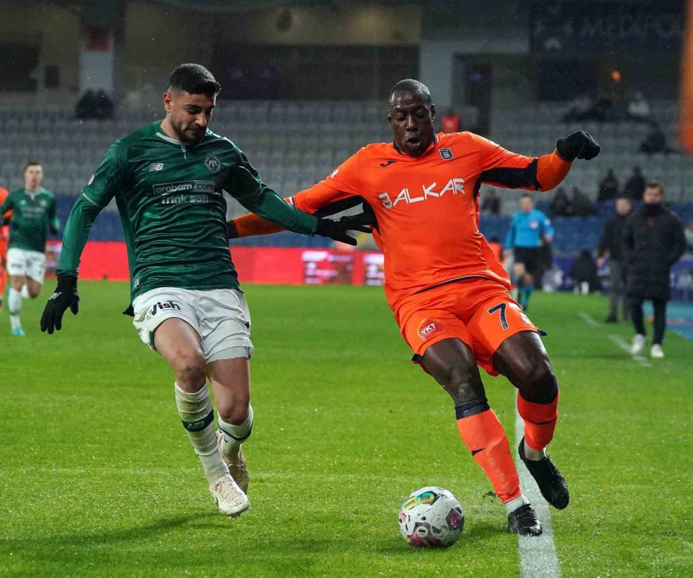 Konyaspor Başakşehir'e de direnemedi! 2-0