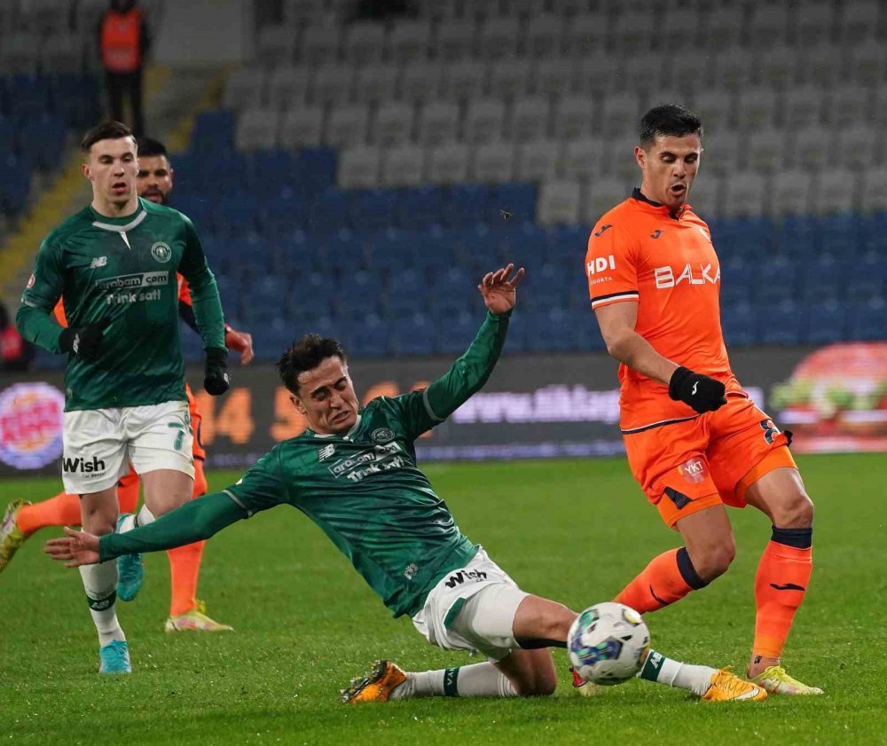 Konyaspor Başakşehir'e de direnemedi! 2-0