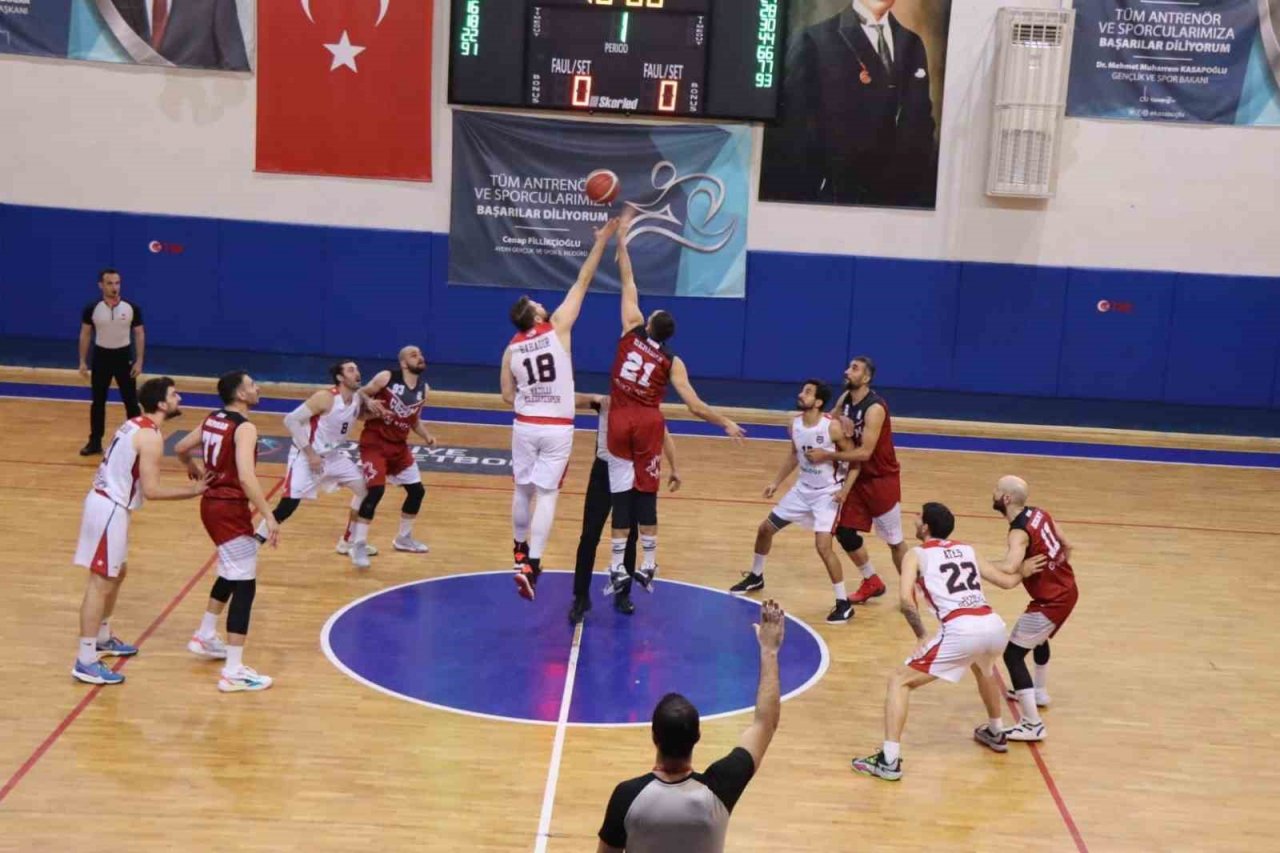 Potanın efeleri Nazilli’de galip geldi