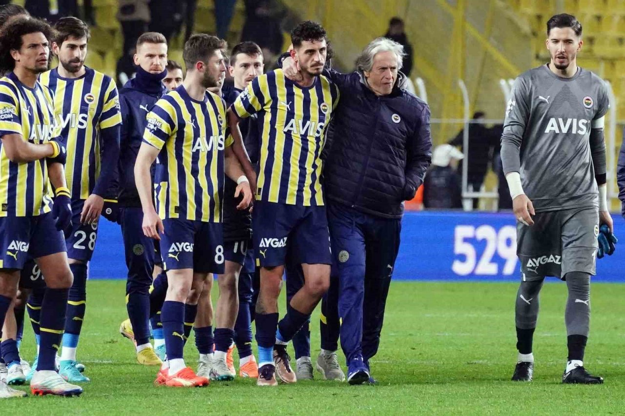 Spor Toto Süper Lig: Fenerbahçe: 5 - Kasımpaşa: 1 (Maç sonucu)