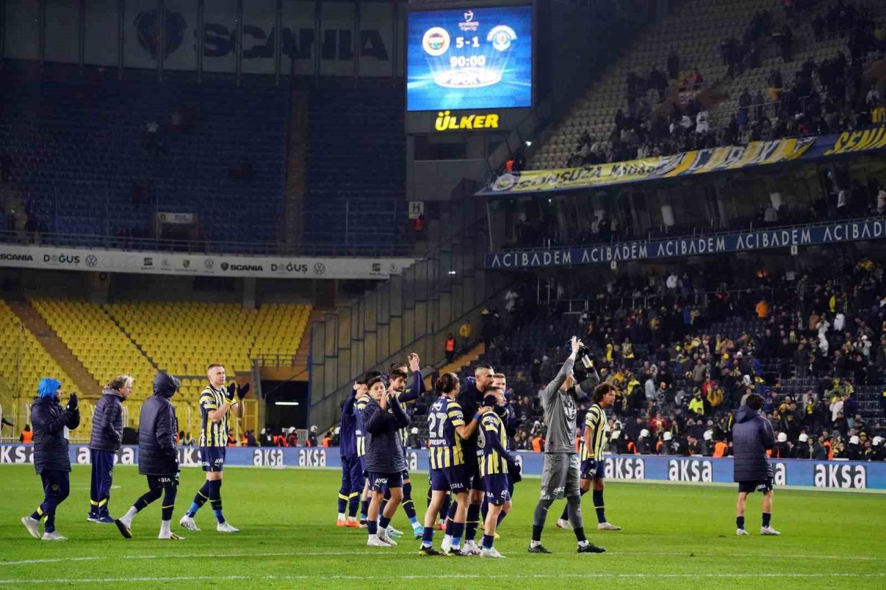 Spor Toto Süper Lig: Fenerbahçe: 5 - Kasımpaşa: 1 (Maç sonucu)