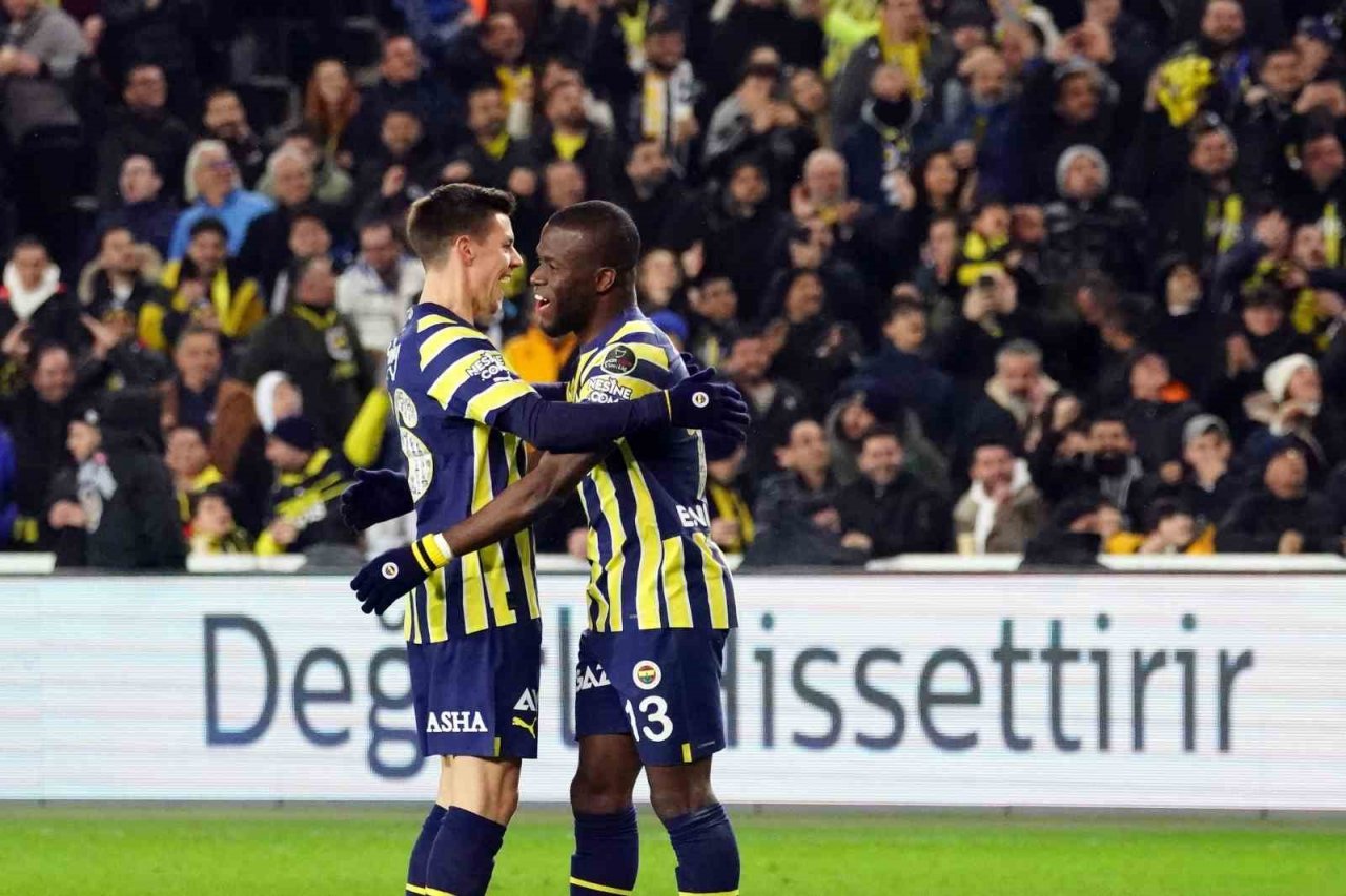 Spor Toto Süper Lig: Fenerbahçe: 5 - Kasımpaşa: 1 (Maç sonucu)