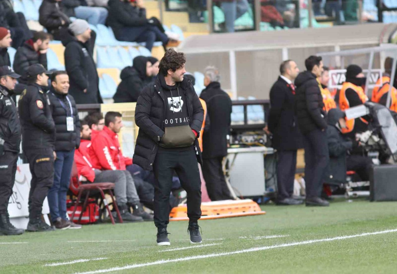 Spor Toto Süper Lig: İstanbulspor: 2 - Kayserispor: 4 (Maç sonucu)