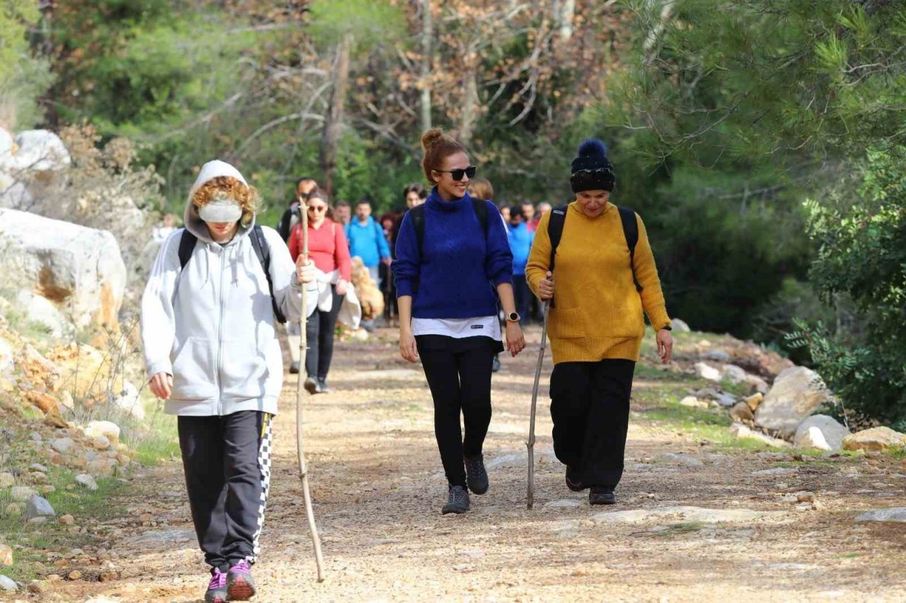 Büyükşehir’den tarihin izinde doğa yürüyüşü