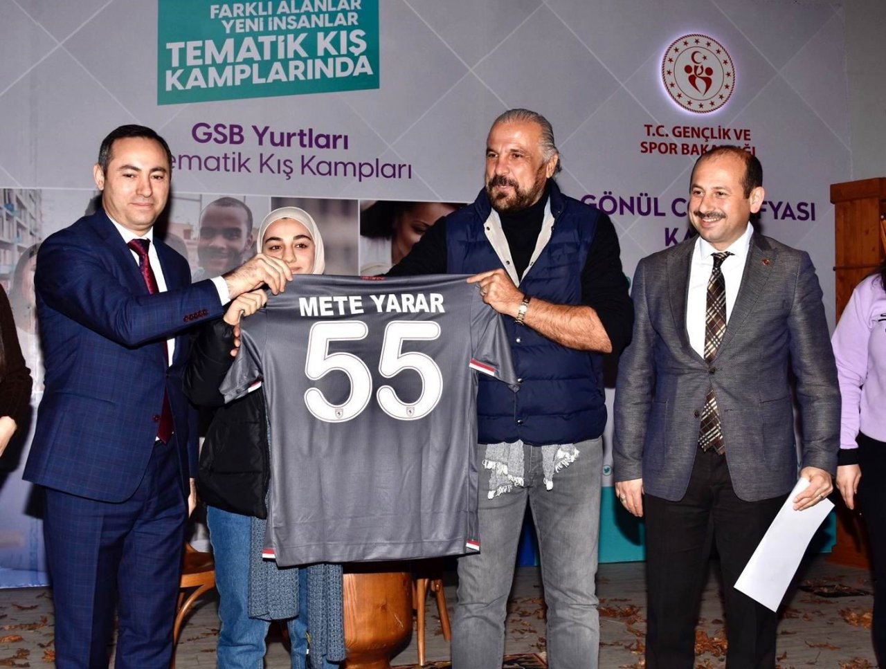 Mete Yarar: "Osmanlı, hiç emperyalist olmamıştır"