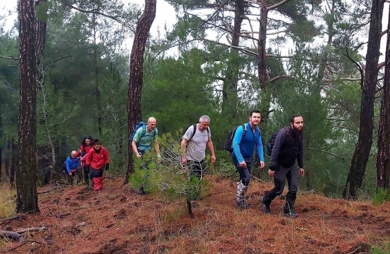 Aydınlı dağcılar, Mitolojilere konu olan Murat Dağı’na tırmandı